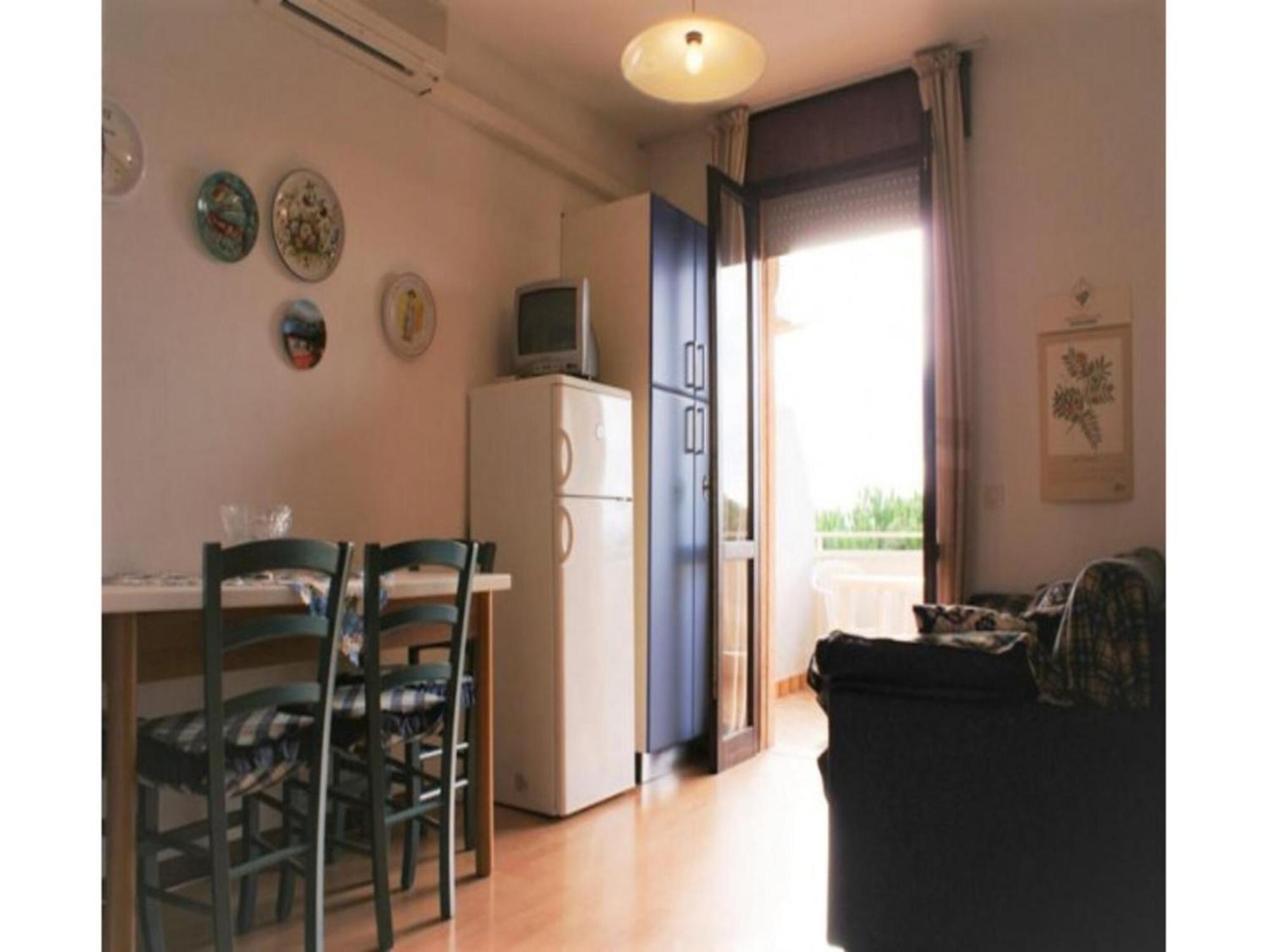 Quiet With Pool - Beahost Apartment